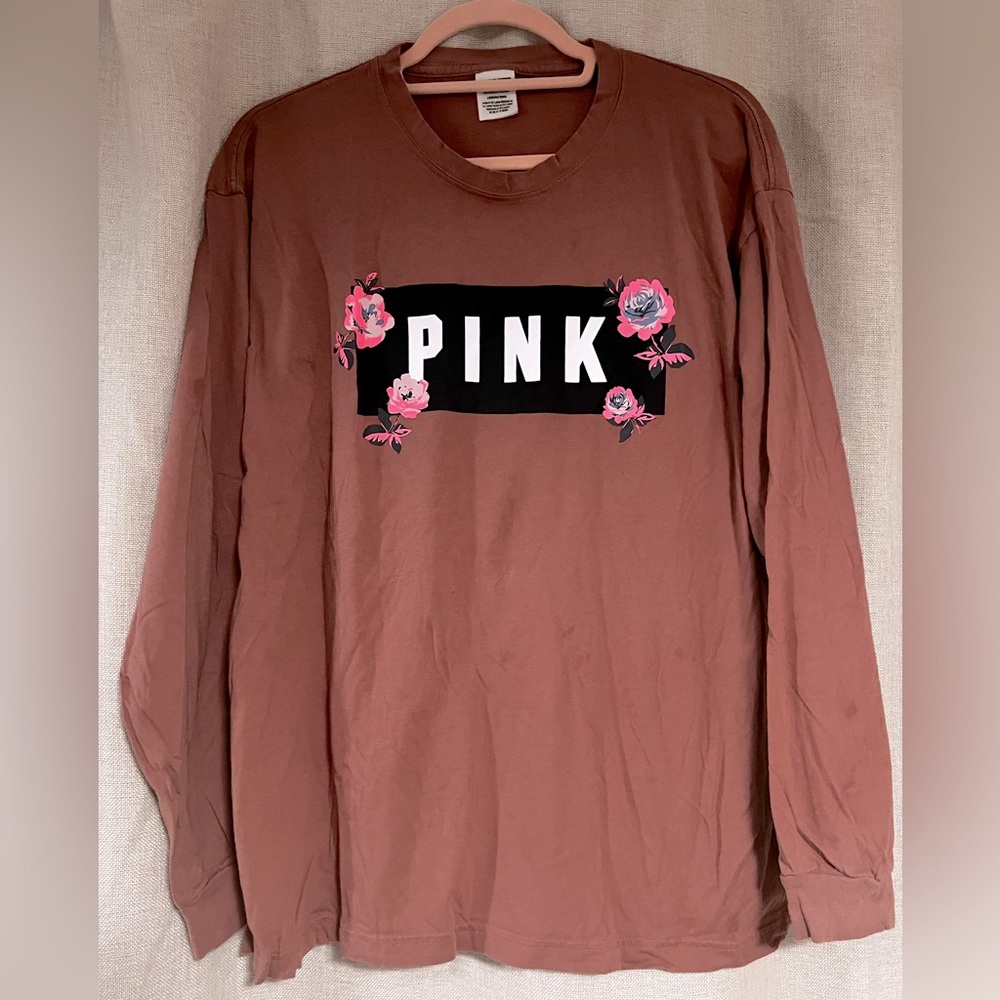 PINK Campus long sleeve.